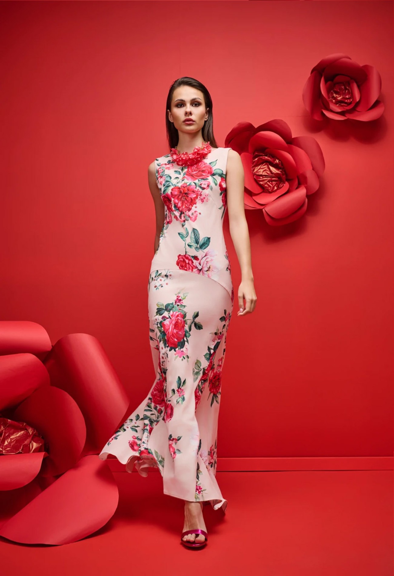 Φόρεμα maxi, floral σε σατέν Φόρεμα maxi, floral σε σατέν