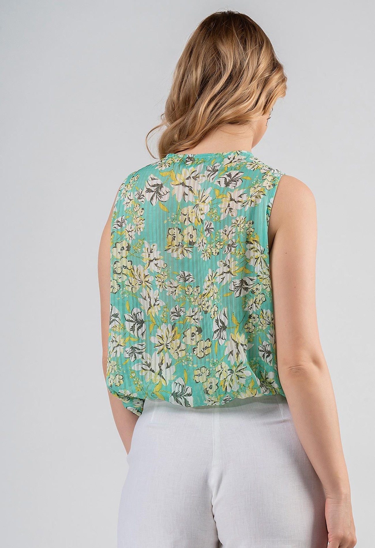 Μπλούζα αμάνικη floral
