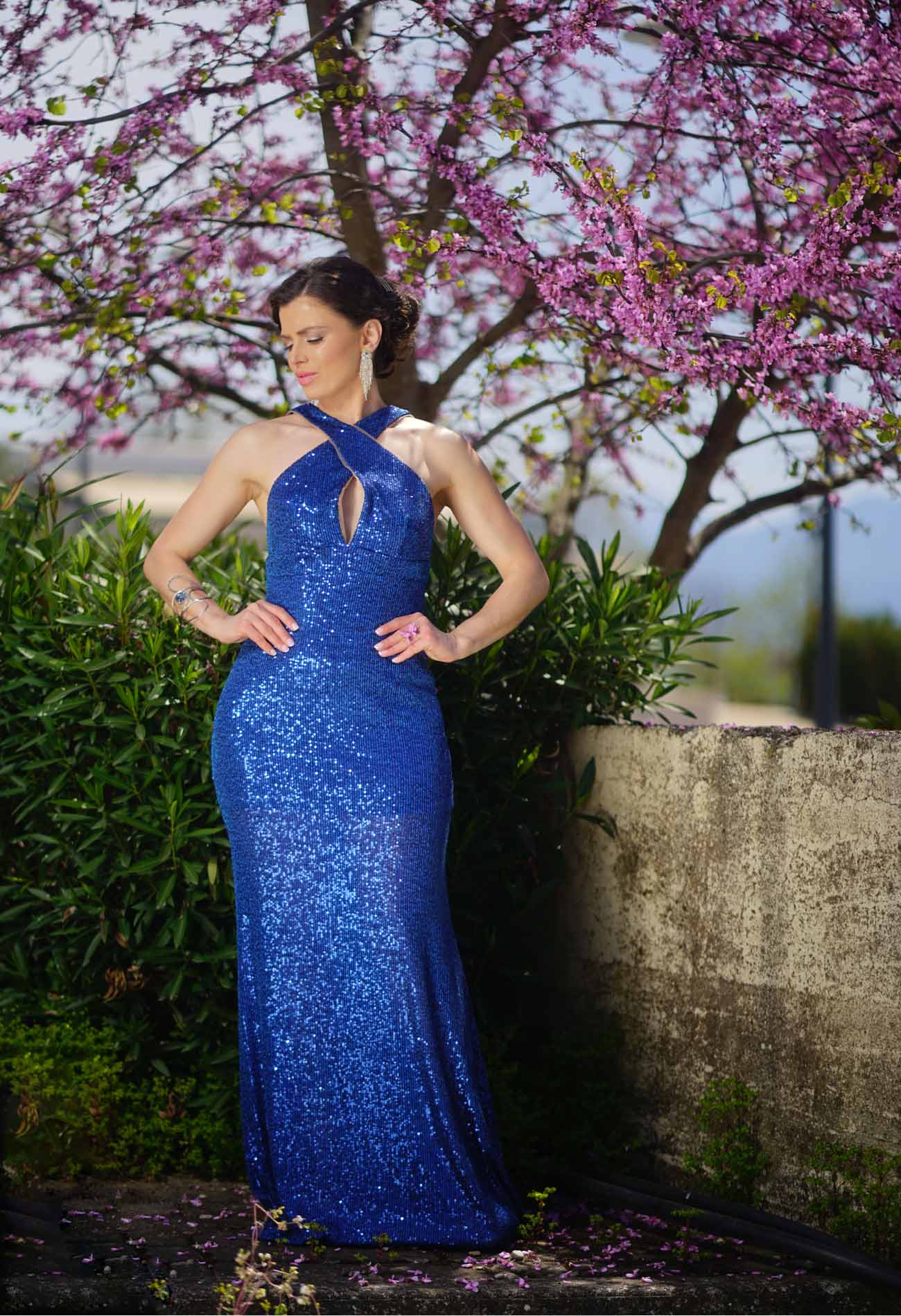 Φόρεμα maxi halter με παγιέτες