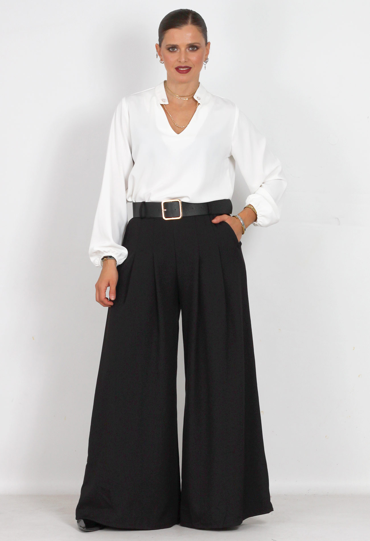 Παντελόνι super wide leg με πιέτες και ζώνη