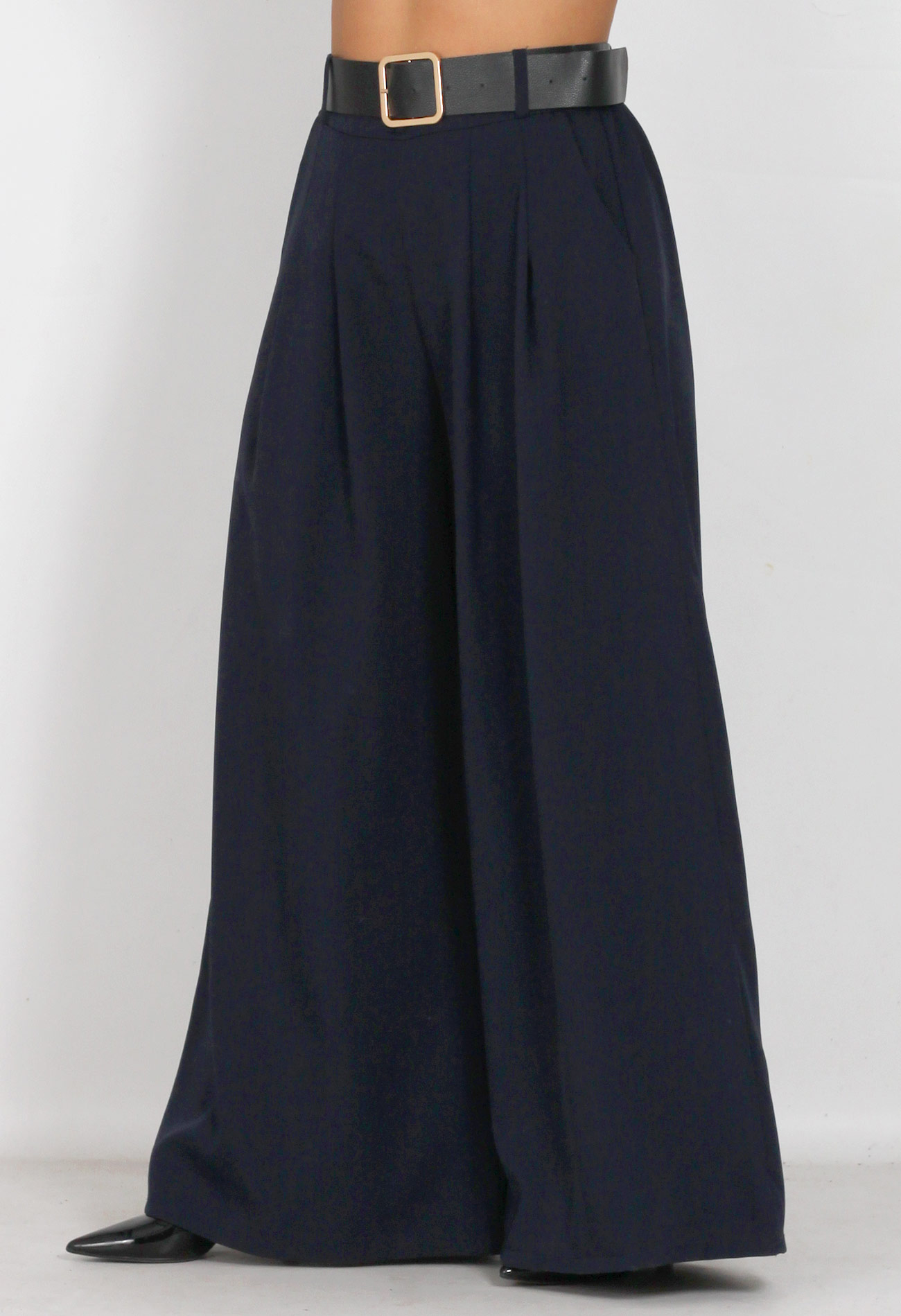 Παντελόνι super wide leg με πιέτες και ζώνη
